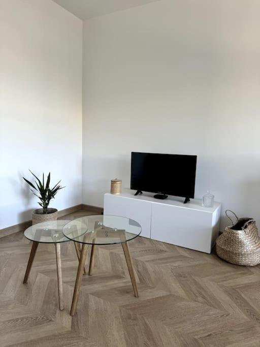 Appartement Neuf Avec Balcon Et Parking Prive Caen Exterior foto